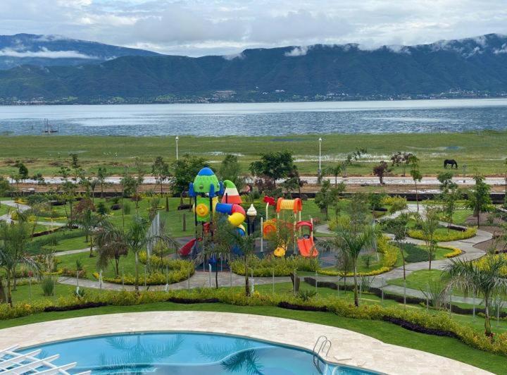 Hermosa Casa En Orilla Del Lago -Zona De Villedos- San Cristobal Zapotitlan Εξωτερικό φωτογραφία