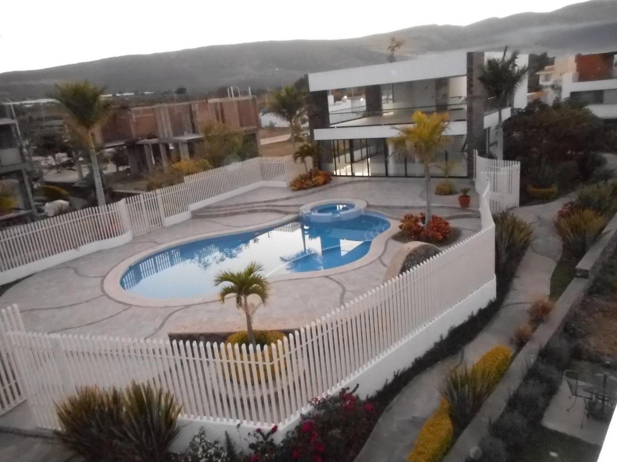 Hermosa Casa En Orilla Del Lago -Zona De Villedos- San Cristobal Zapotitlan Εξωτερικό φωτογραφία