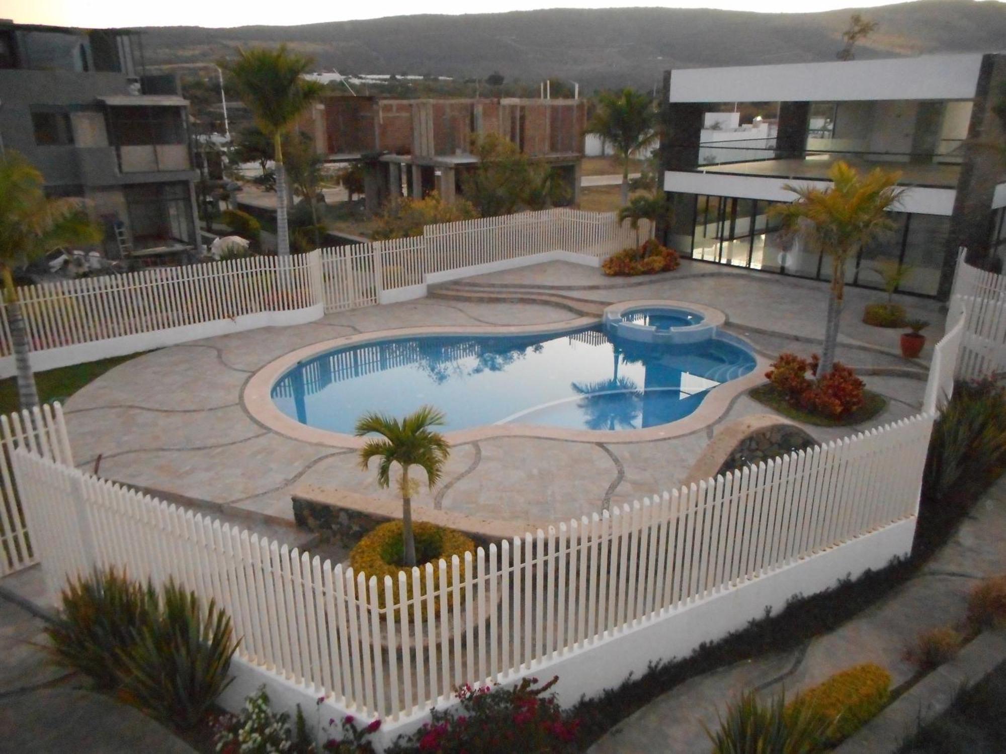 Hermosa Casa En Orilla Del Lago -Zona De Villedos- San Cristobal Zapotitlan Εξωτερικό φωτογραφία